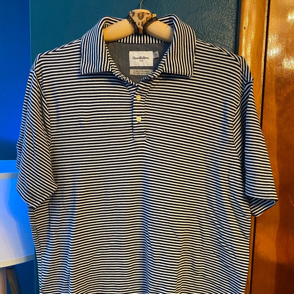 Goodfellow & Co. Short Sleeve